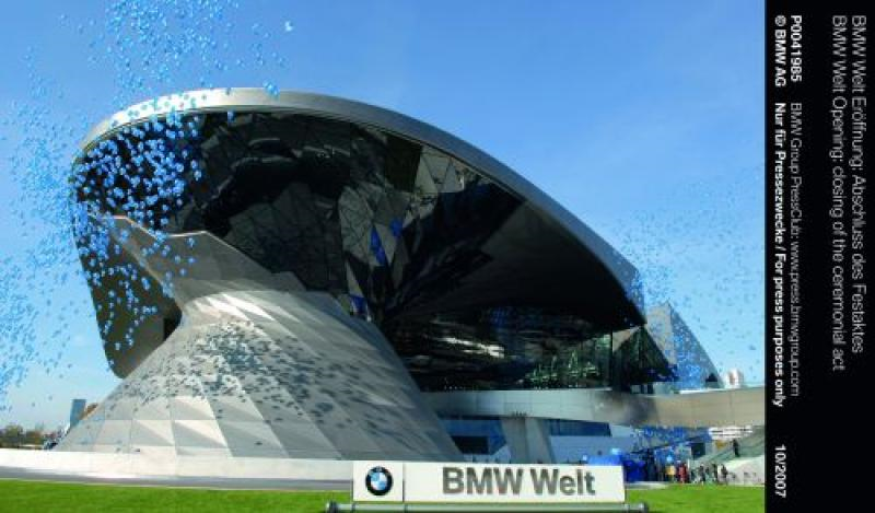 BMW World