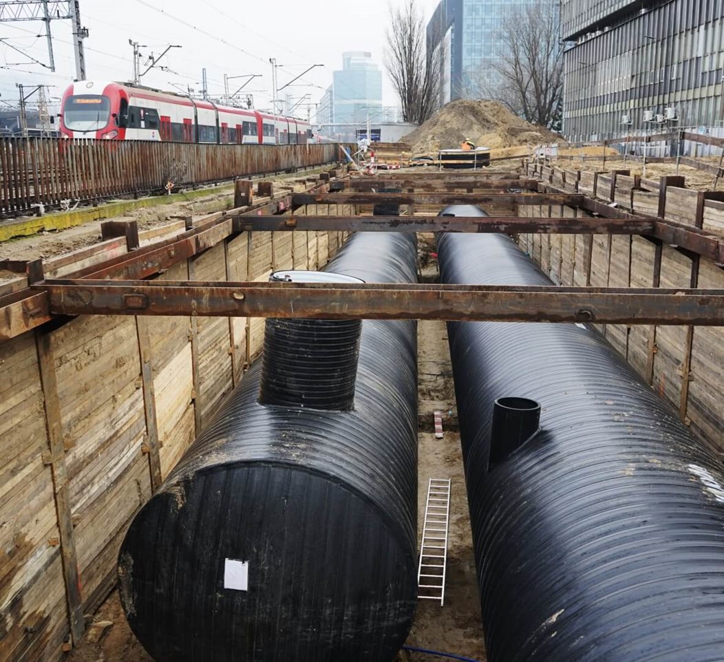 Retention tanks for the railway station