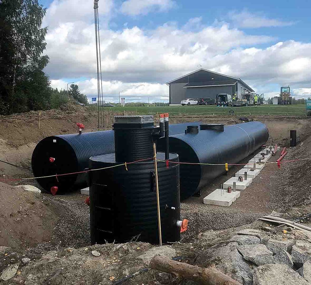 Reservoir tank for unordinary village of Tuuri